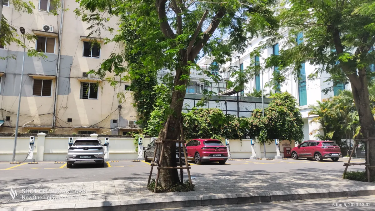 Trải nghiệm hệ thống sạc nhanh VinFast - Tiện lợi, nhanh chóng, phủ sóng rộng