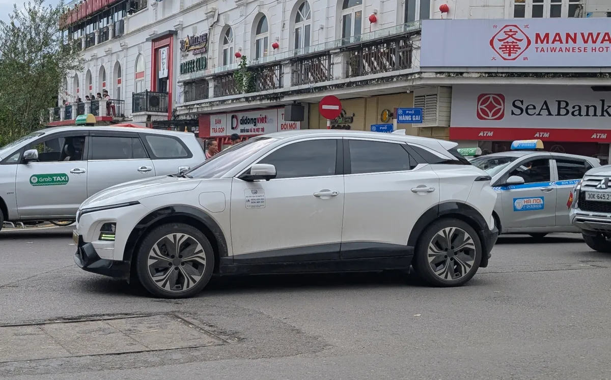 Đánh giá VinFast VF6 2025 - SUV điện phân khúc B hàng đầu